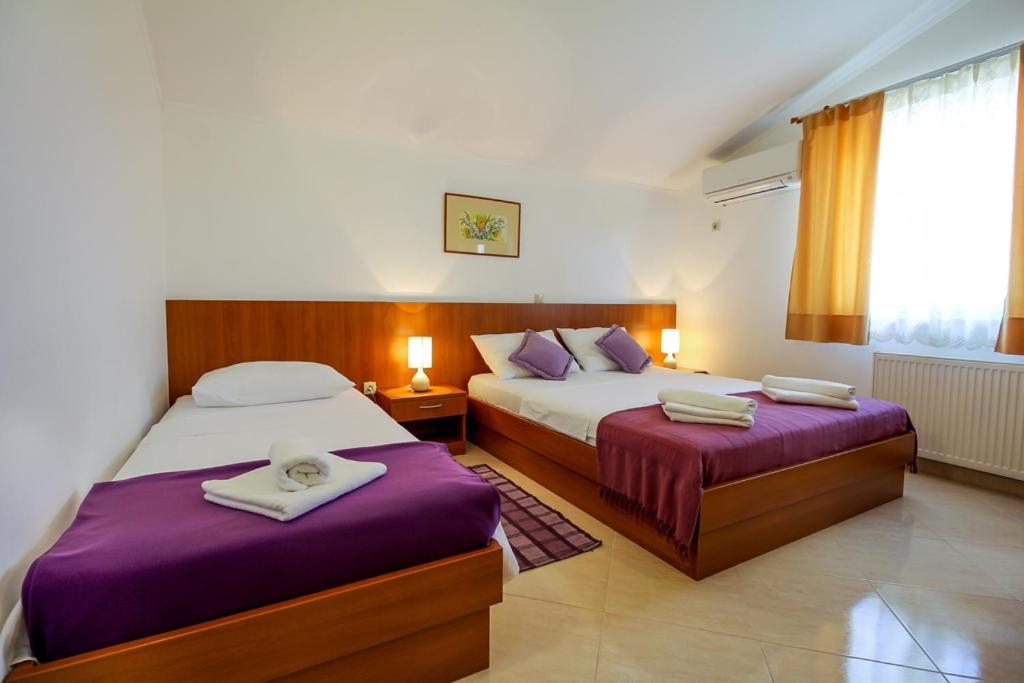 Family Friendly Apartments With A Swimming Pool Nevidjane, Pasman - 18054 Neviđane 외부 사진