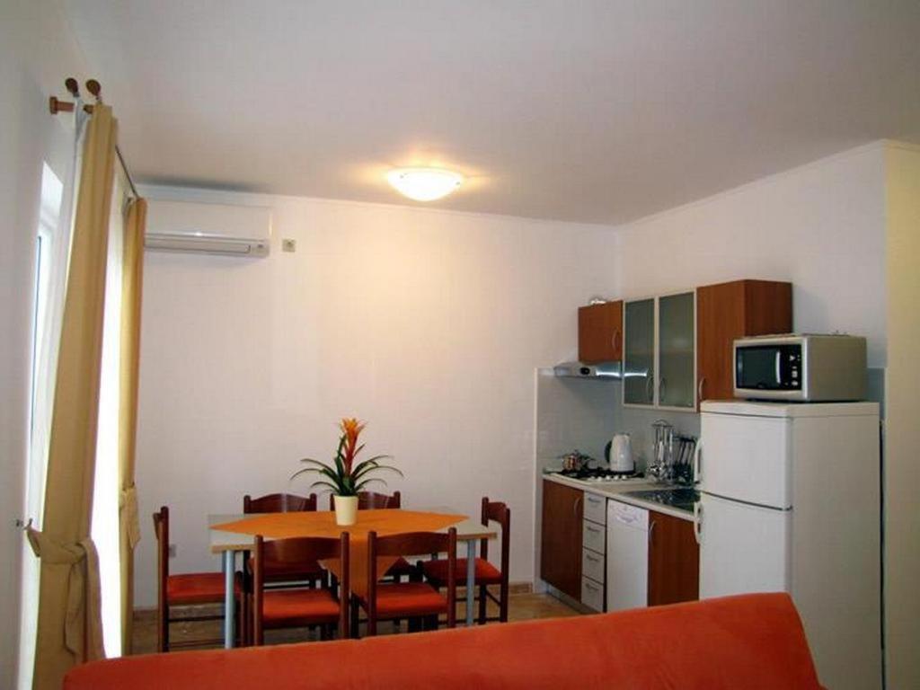 Family Friendly Apartments With A Swimming Pool Nevidjane, Pasman - 18054 Neviđane 외부 사진